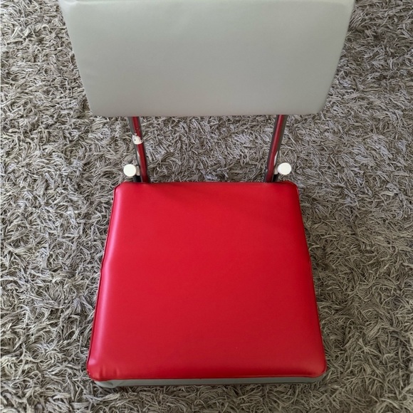 One Vintage OHIO STATE Buckeyes Stadium Bleacher Cushioned Folding Seat Gray/Red - Picture 2 of 5